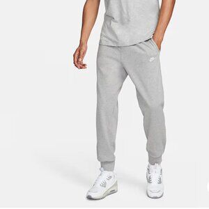 Nike Club Men's Knit Joggers size MEDIUM